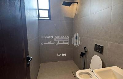 Apartment with 6 Bedrooms