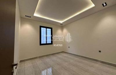 Floor 183.72 SQM with 5 Bedrooms